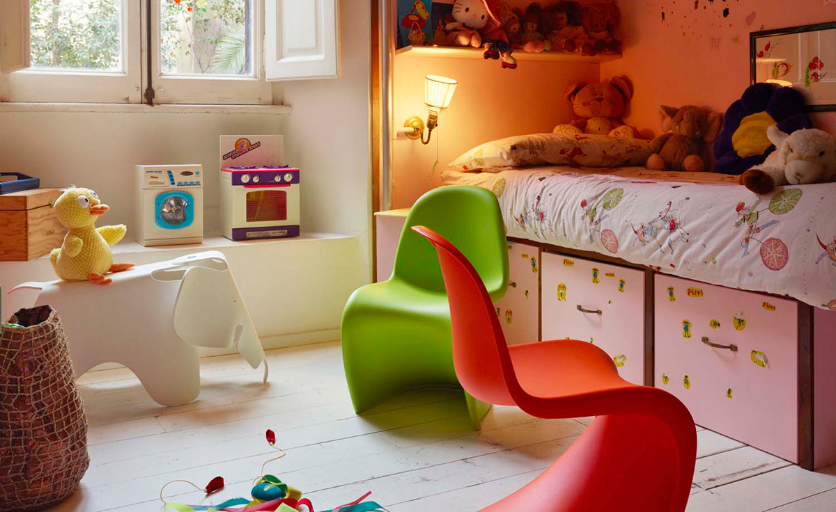 开云（中国） - 坐具|儿童椅|办公家具|设计师家具|潘东椅（儿童版）